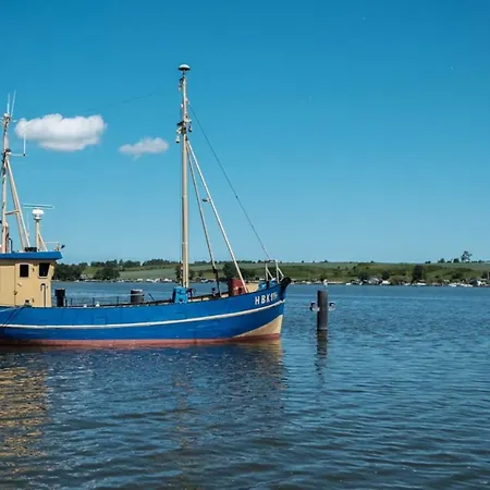 Апартаменты Bernstein-fewos Ca 15 Gehminuten Zum Ostseestrand